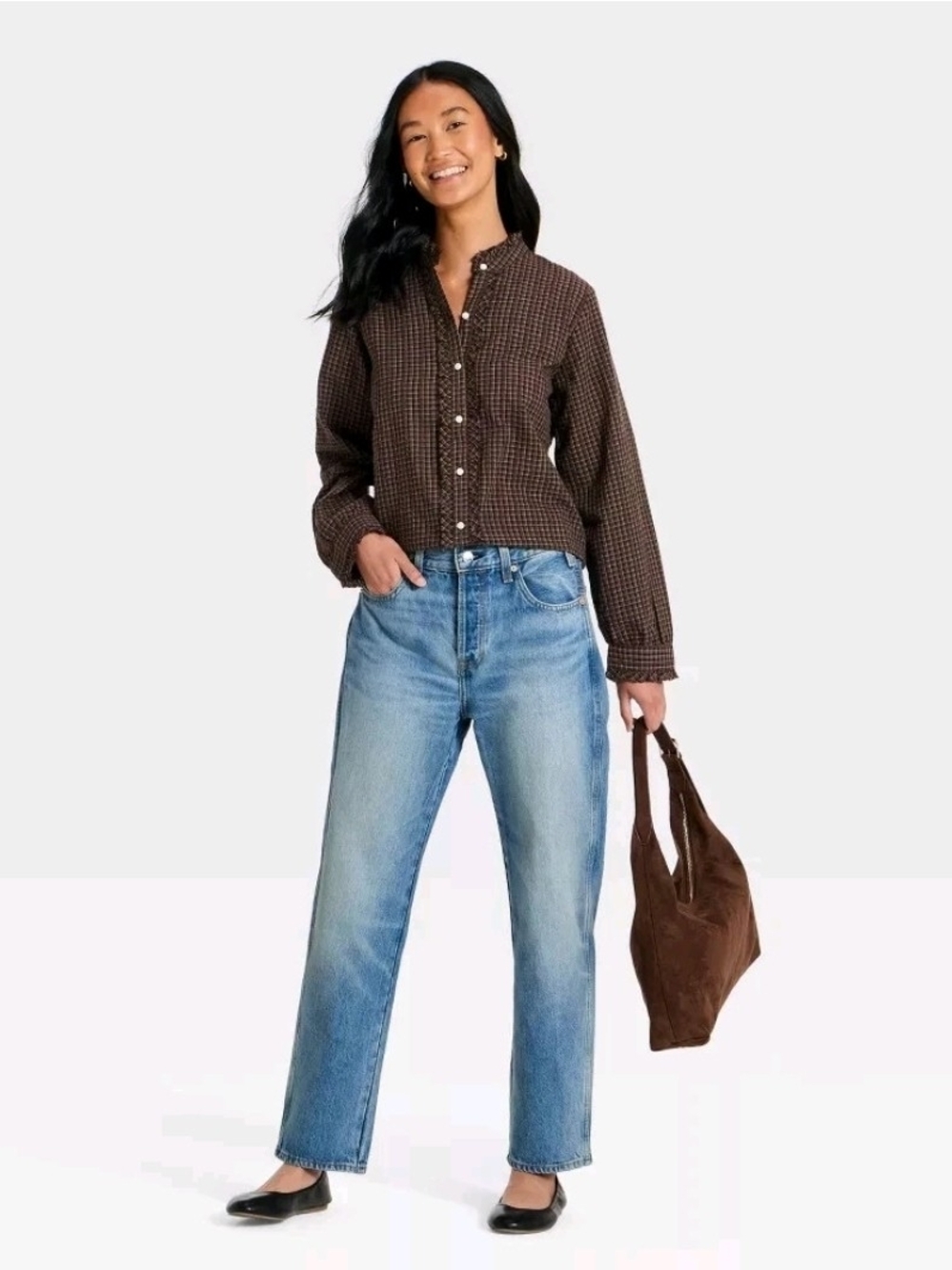 Sold Out Universal Thread Mid-Rise Boyfriend Jeans in Light Blue Wash 2 Short